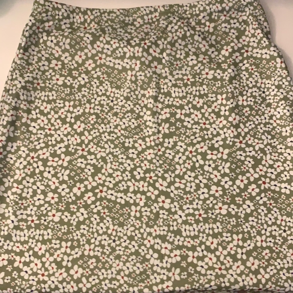 Green skirts with blue and red flowers from shein